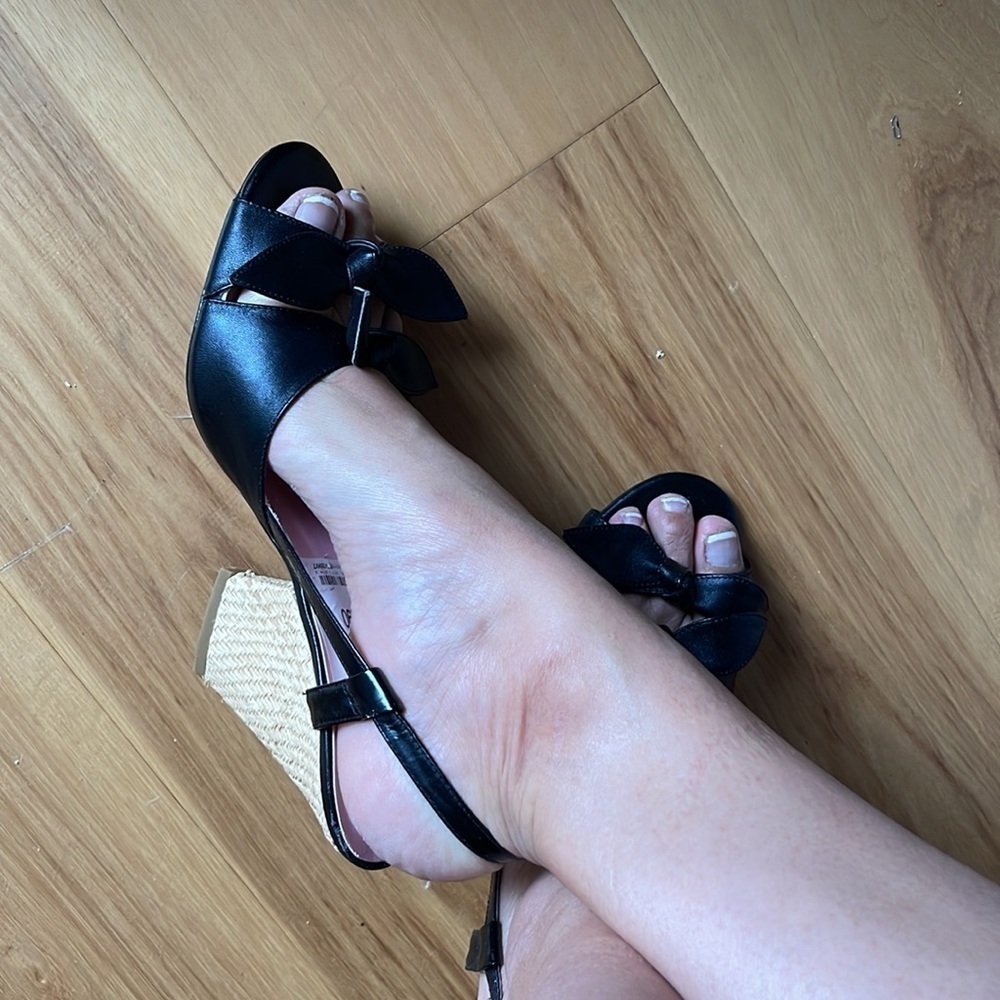 Poetic License Black High Hopes Bowed Heels. Size 10. D4/A1907